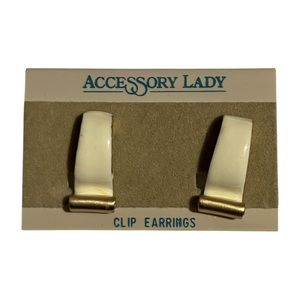 Vintage Accessory Lady Gold Tone White Enamel Clip Earrings